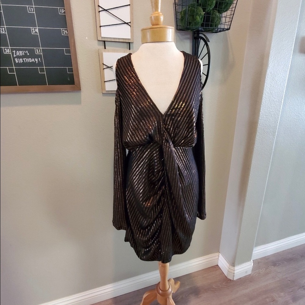 Dance & Marvel Bronze Black Cold Shoulder Dress - Picture 3 of 7